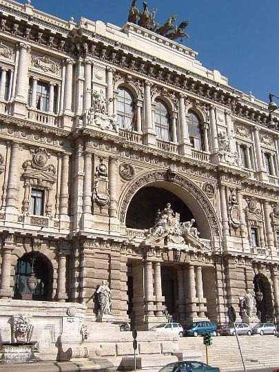 Palazzo di Giustizia 2.JPG